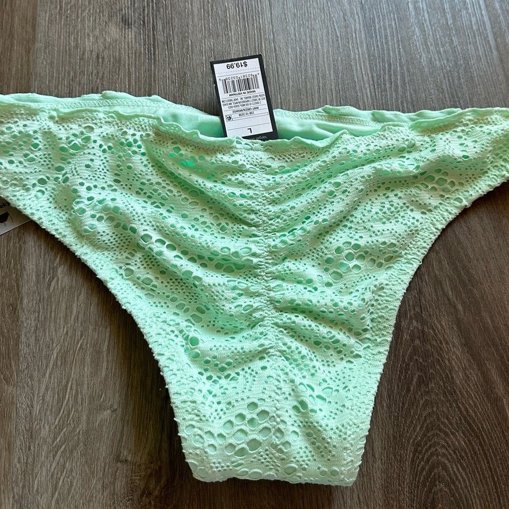 Large bikini bottom - Picture 4 of 5